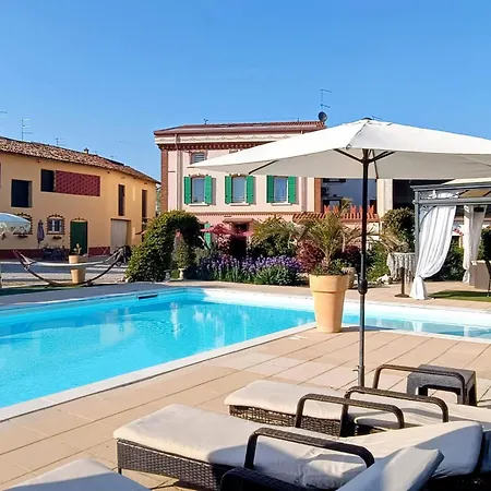 Villa Rossella con piscina-3